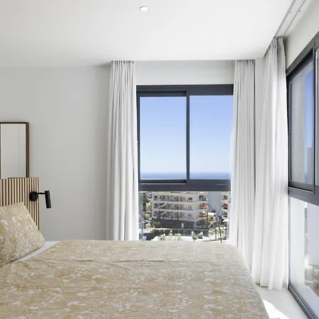 Apartment Exclusive 3-bedroom In Higueron Fuengirola