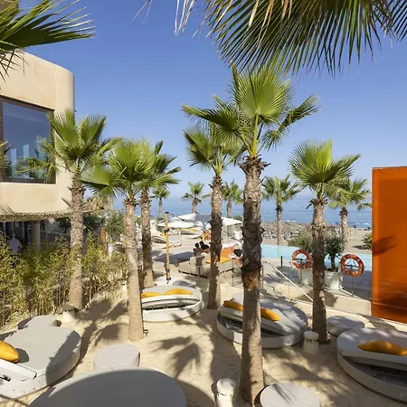 Exclusive 3-bedroom In Higueron Appartement