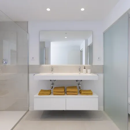 Appartement Exclusive 3-bedroom In Higueron