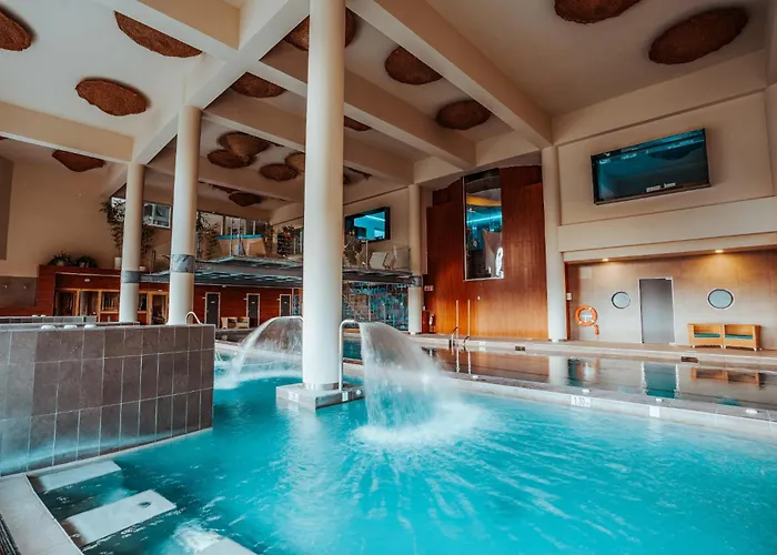 アパート Exclusive 3-bedroom In Higueron フエンヒロラ