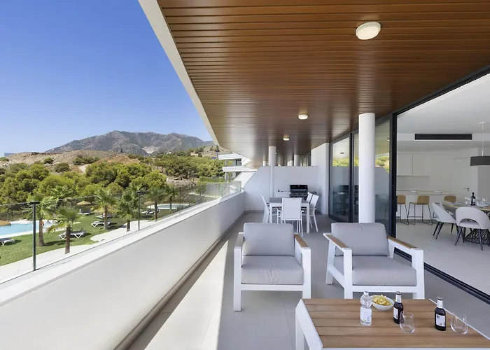 Exclusive 3-bedroom In Higueron アパート フエンヒロラ