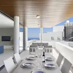 Exclusive 3-bedroom In Higueron